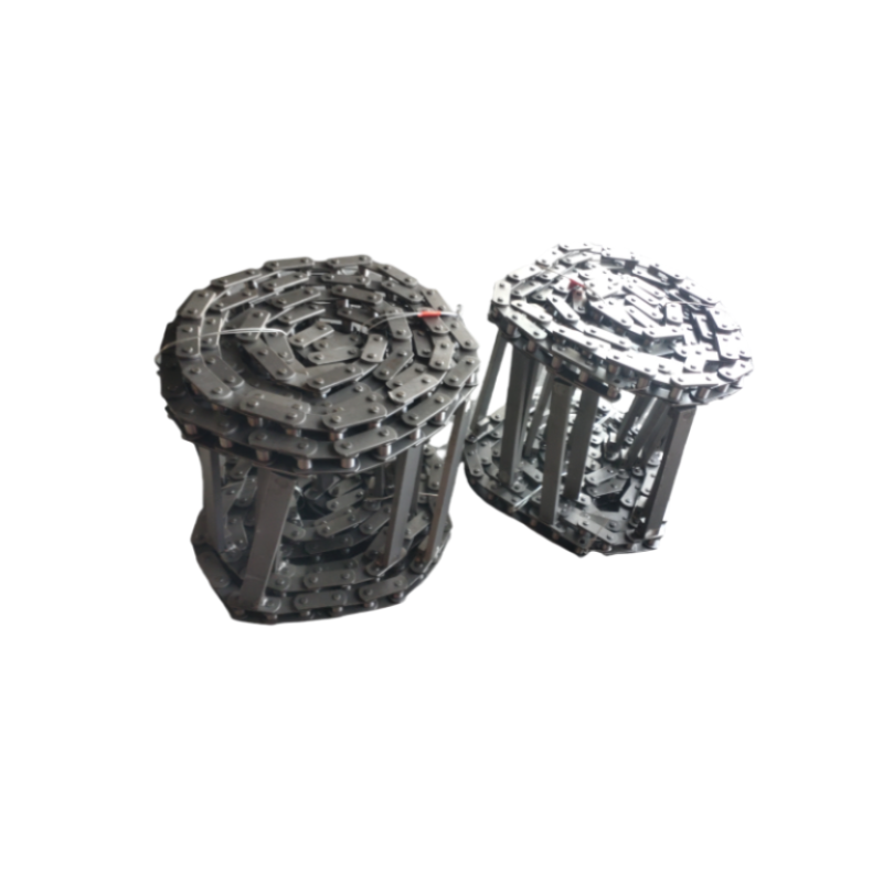 Conveyor assembly and conveyor chain - 18